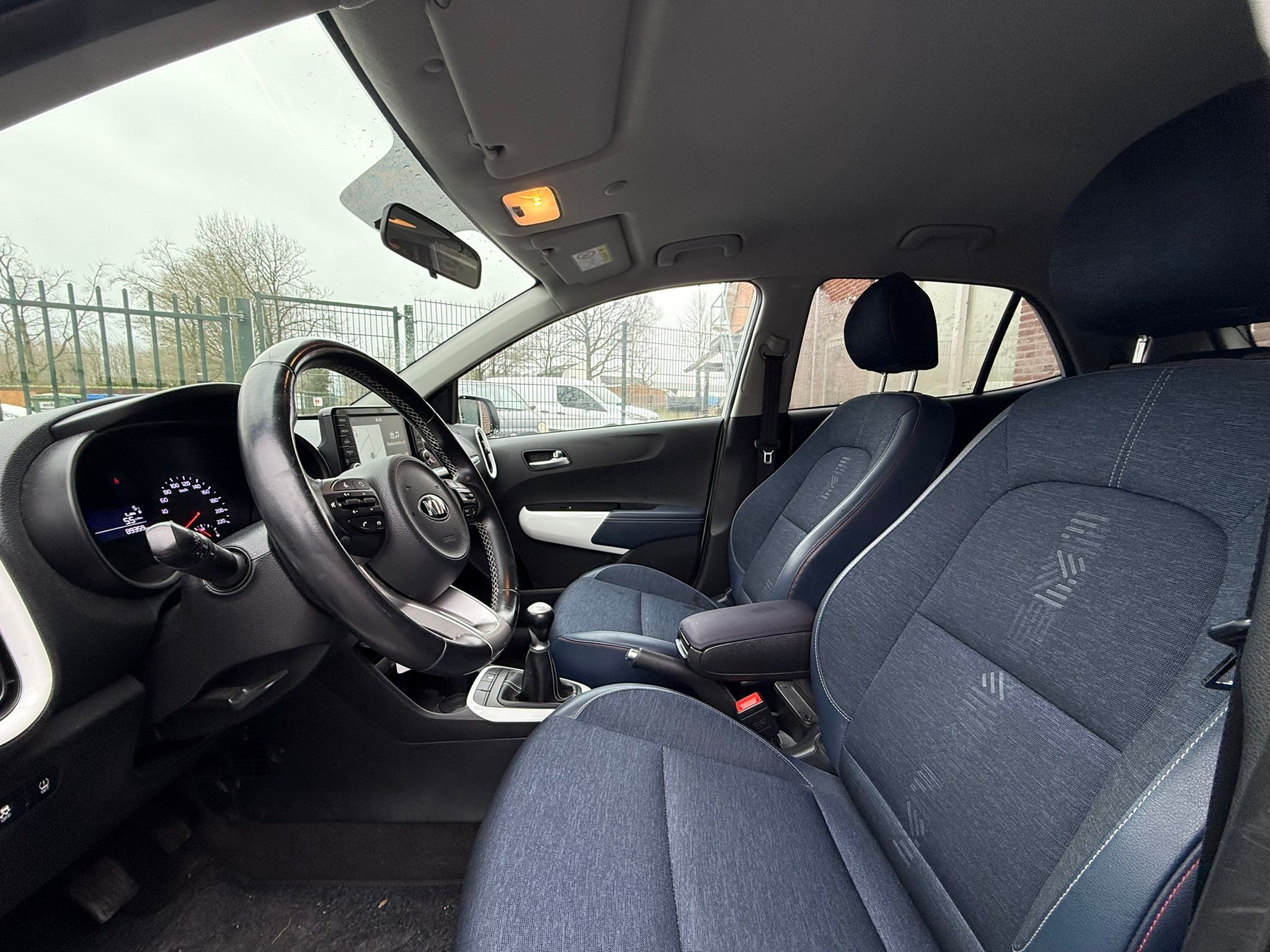 WhatsApp Image 2026-04-09 at 14.07.14-4